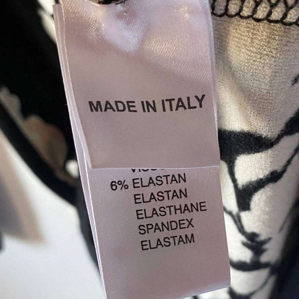 Blumarine Black & Cream Floral Button-Front Cardigan – Made in Italy - Picture 4 of 8